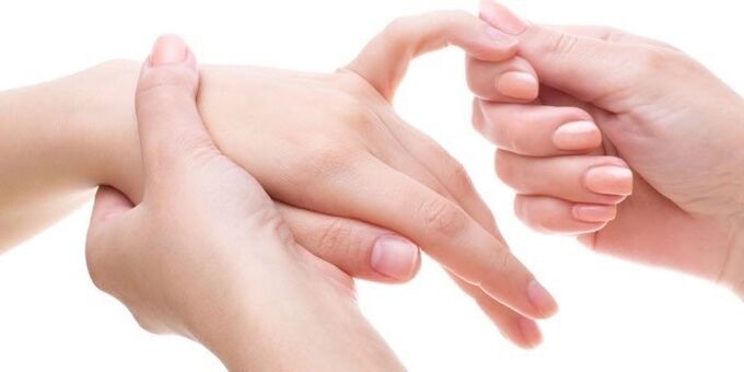 درد مفصلی در انگشتان هنگام خم شدن
